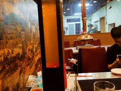 大堂-腾格勒烤羊腿