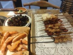 -聚串门儿·东北烧烤(信义坊店)