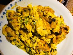 野胡葱炒土鸡蛋-吃饭皇帝大土家民族菜(正大广场店)