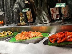 -金马门国际美食百汇(珞喻路店)