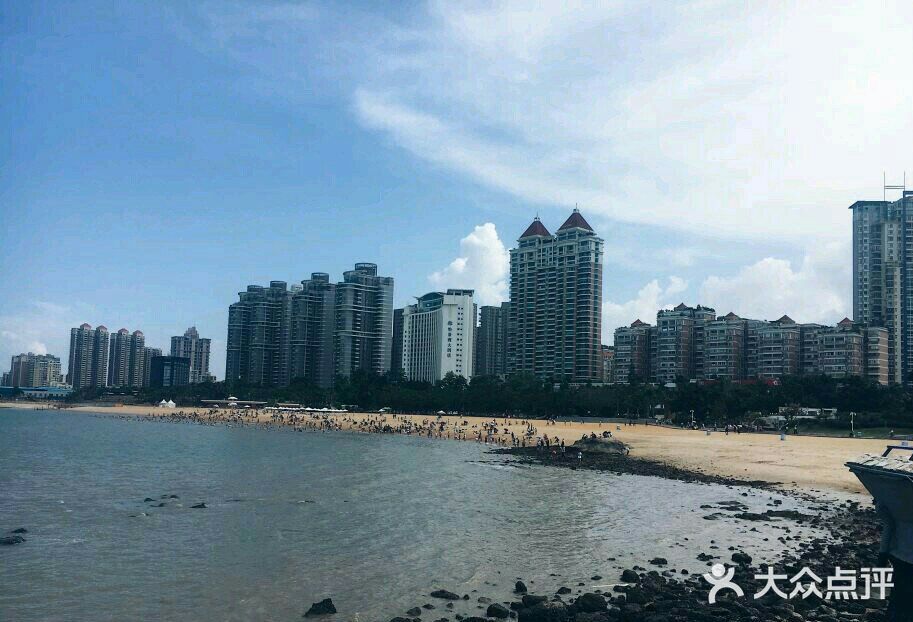 珠海市区的海滨浴场，不仅拥有着大沙滩