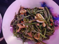 -粉墨特色菜·烧烤音乐酒馆