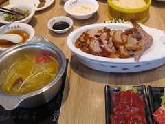 -龙聚德北京烤鸭(沙坪坝华宇A馆店)
