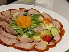 原创红酒鹅肝烤鸭配蔬菜沙拉-3号仓库·创意中国菜(新世界城店)