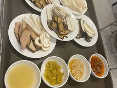 -天宜隆蘑菇宴火锅(石景山旗舰店)