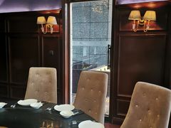 -铜锣湾·有麝自然香(渝北财富中心店)