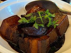 黑松露鲍鱼红烧肉-北京四季酒店·采逸轩