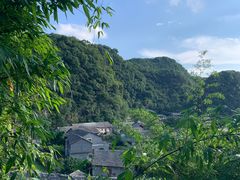 -高荡千年布依古寨旅游景区