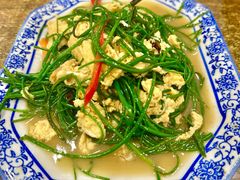 -老钟家烤羊排·敦伊阁清真餐厅胡羊焖饼