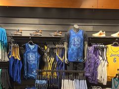 -NIKE武汉品牌体验店