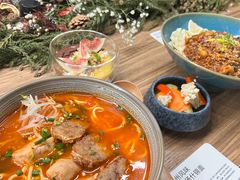 贵州风味红酸汤什锦面-里面·Noodlology(机电院店)