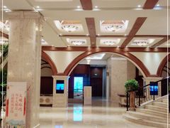 -山明水秀大饭店