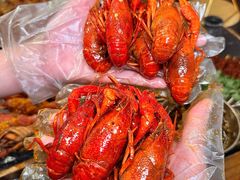 -何师烧烤Pro ·小龙虾·江湖川菜·精酿啤酒(太古里旗舰店)