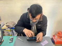 -极速修苹果华为手机维修服务中心(南泉大厦店)