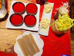 鸭血-宽窄巷子鲜牛火锅(北京首店)