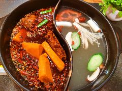 -川成串·自助串串香火锅(朝阳店)