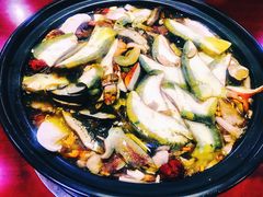 -菌之家·专业纯野生菌火锅·特色炒菌