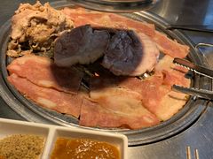 -韩聚屋韩国烤肉餐厅(新北万达店)