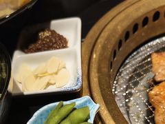 -山川小町·极番烧肉(新地假日广场店)