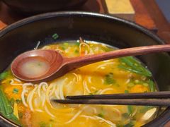 -银米·云南传统过桥米线(双廊黑金冠店)