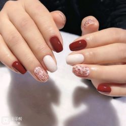 -Pink You美甲洗眉纹绣定制中心