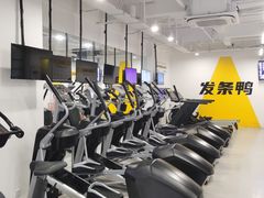 -发条鸭无人健身房(浦东北艾路店)