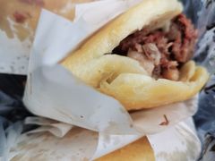 -闫家驴肉老店(华电一校店)
