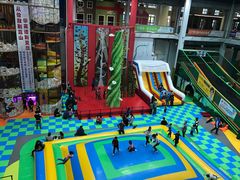 -蒙特利亲子乐园