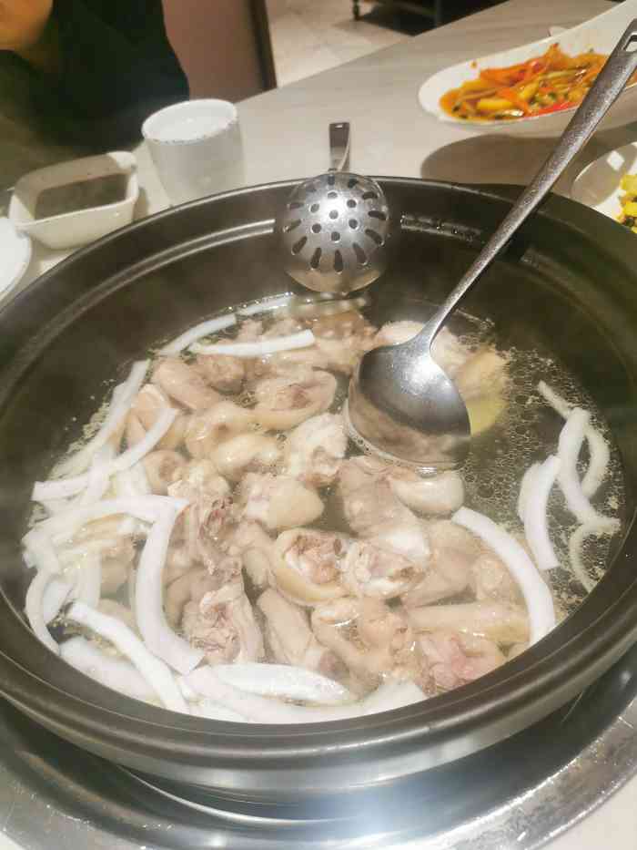 四季缤纷椰子鸡·猪肚鸡(凯德壹中心店)-"冬天也太适合吃火锅啦,调味