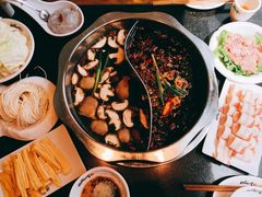 -纸盐河码头火锅(十八梯店)