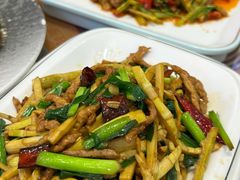 -钟记陕南菜·煎锅鱼(红专南路店)