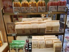 -爱达乐面包生日蛋糕(德阳珠江桥店)