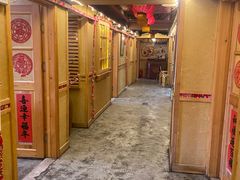 -闯关东东北农家菜(崂山石老人店)