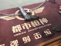 -都市枪神实弹射击俱乐部