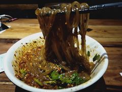 -万记麻辣烫国展总店