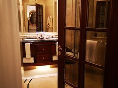 -广州富力丽思卡尔顿酒店