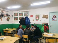 大堂-做了不起的80后