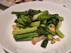 猪油渣炒菜心-炳胜品味(深圳湾万象城店)