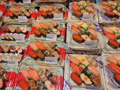 -胖东来生活广场(健康路店)