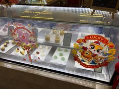 -大中华希尔顿酒店-念自助餐·嗨啤·小龙虾