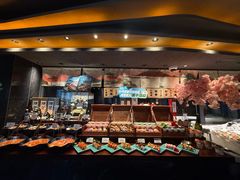 -雍容荟帝王蟹活龙虾展台自助(IFS黑金店)