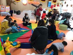 -小门牙好性格托育(北外滩中心)