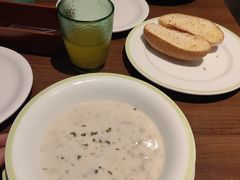 -萨莉亚意式餐厅(南京虹悦城店)
