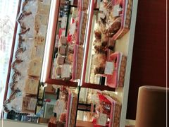 -红宝石·鲜奶小方·海派西点房(南丹店)
