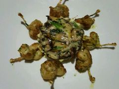 -Mie Cafe