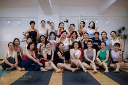 -馨媛瑜伽普拉提