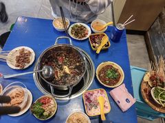 -马路边边麻辣烫(世纪金源店)