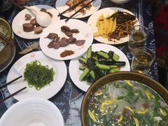 -桥香园云南过桥米线(金马碧鸡店)