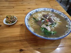 -邱芳粉店(迎宾大道旗舰店)