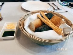 -塞纳河法国餐厅(意式风情街店)